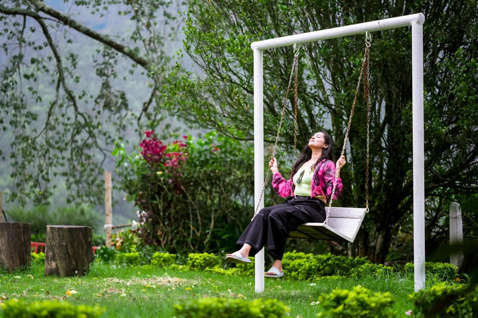 Arivikad Tea Bungalow Munnar By Voye Homes Suryanelli Extérieur photo